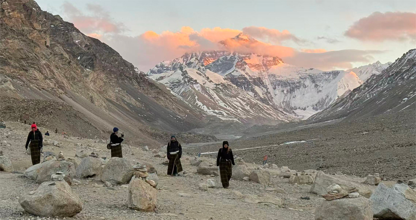 Tibet Everest Base Camp landscape