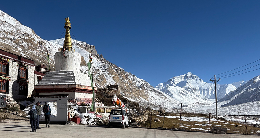 Visit Rongbuk Monastery