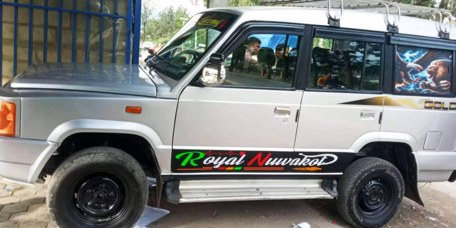 jeep we use for the border transfer between Gyirong and Kathmand