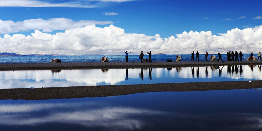 namtso lake cover