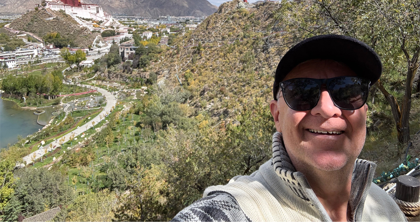 Selfie with Potala Palace in Lhasa, Tibet