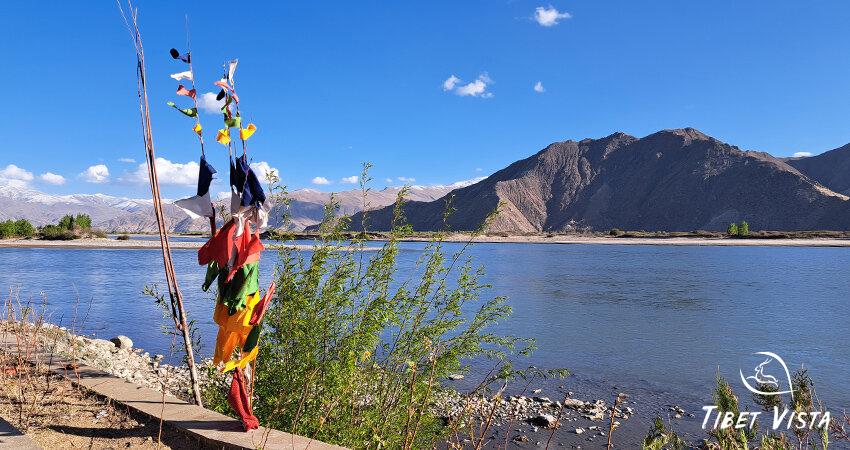 Lhasa river.