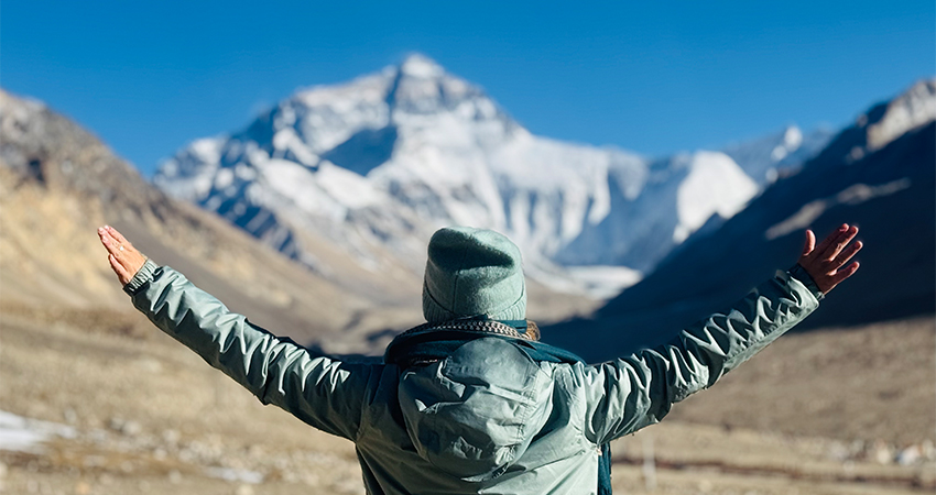 Close view of Mount Everest from Everest Base Camp