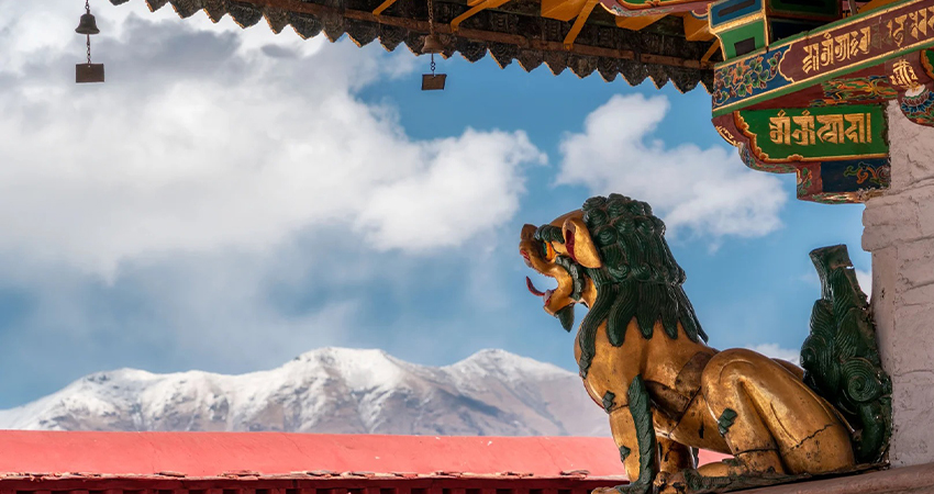 Jokhang Temple statues in Lhasa Tibet