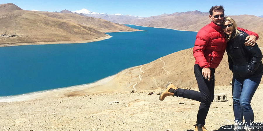 The beautiful Yamdrok Lake in Tibet