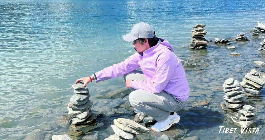 stack mani stone at yamdrok lake
