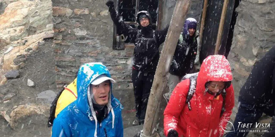 Tingri Snow in Tibet