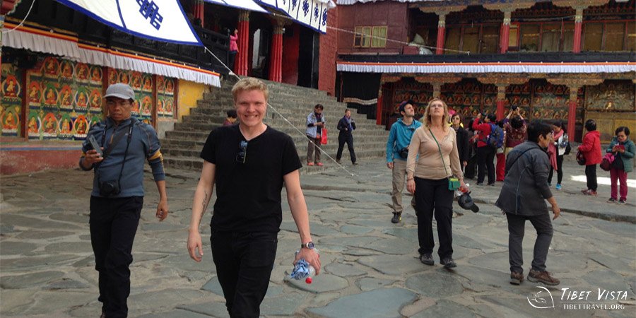 Visit Tashilunpo Monastery