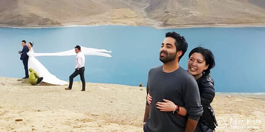 yamdrok lake