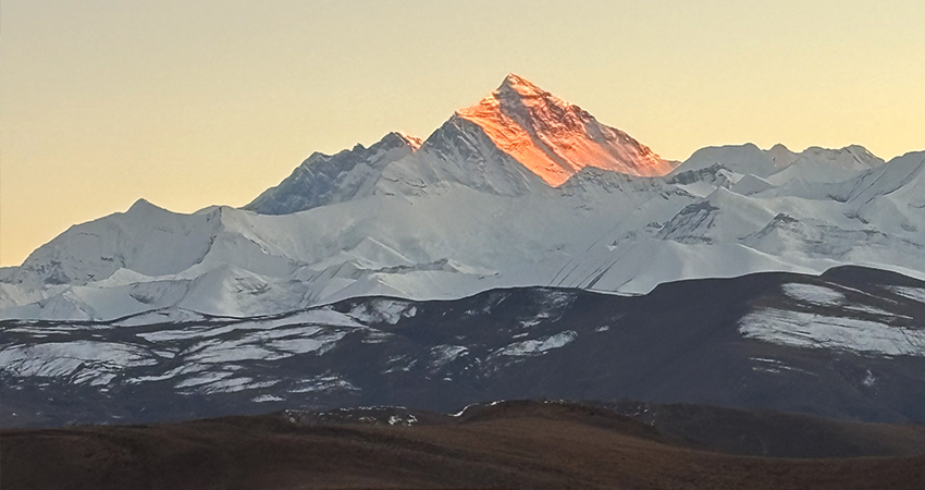 Glorious view of Mount Everest
