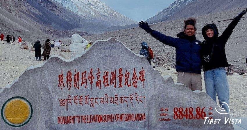 Mount Everest marker