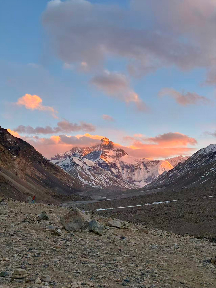Mount Everest sunset glow Tibet