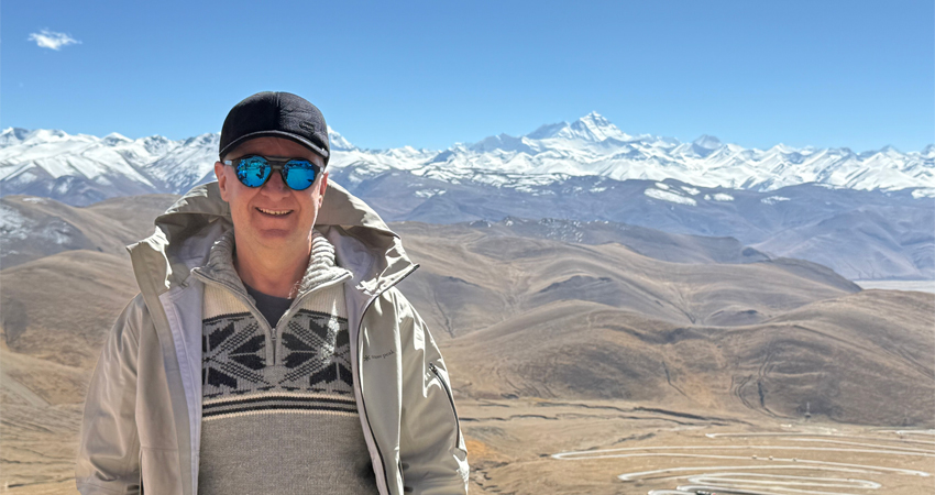 Tourist in front of Mt Everest Himalayas