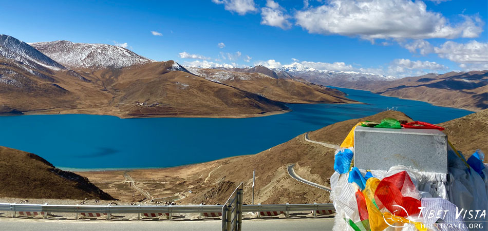 Our passing Yamdrok tso Lake