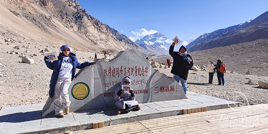 Mt.Everest in Winter Mt.Everest in Winter