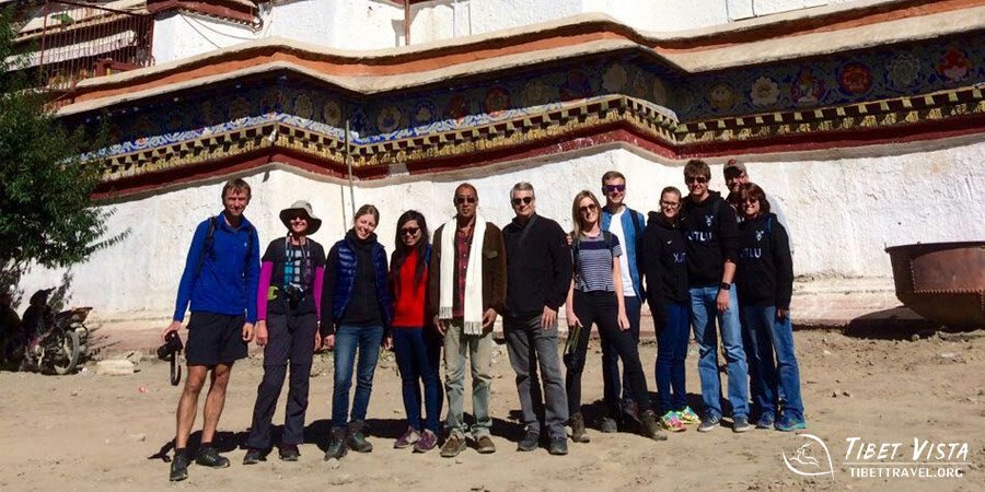 Visit Kumbum Stupa in Palcho Monastery