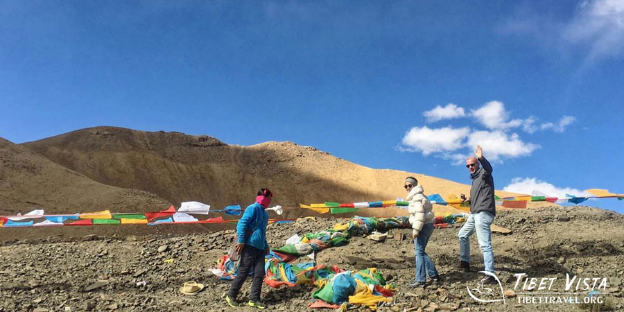  Autumnal landscapes in Tibet