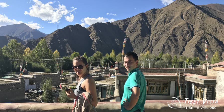  Autumnal landscapes in Tibet