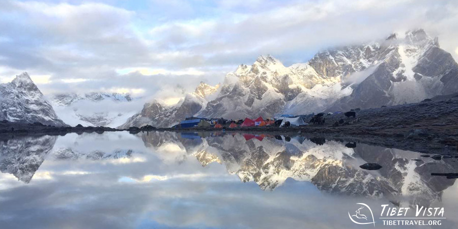  Autumnal landscapes in Tibet