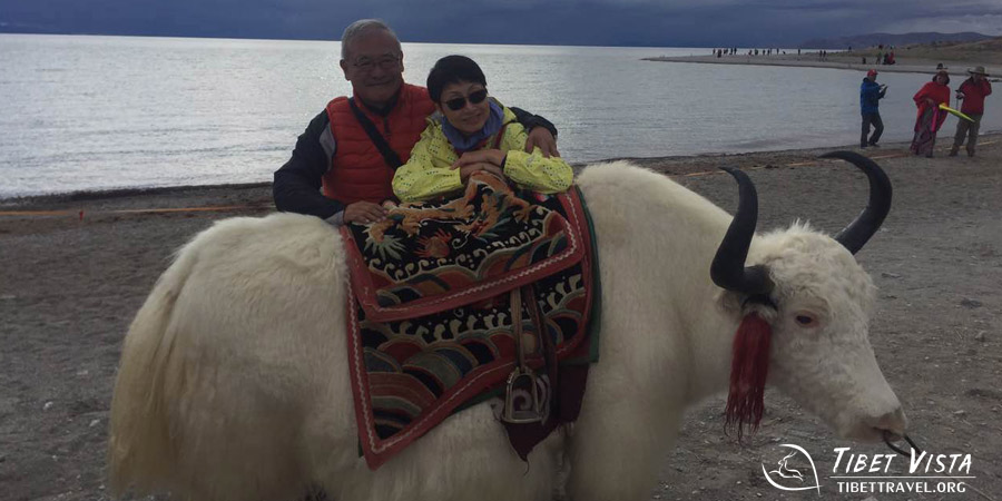  Autumnal landscapes in Tibet
