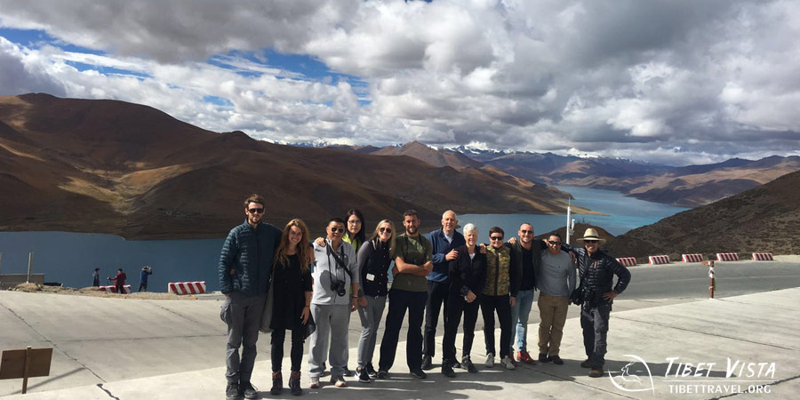  Autumnal landscapes in Tibet