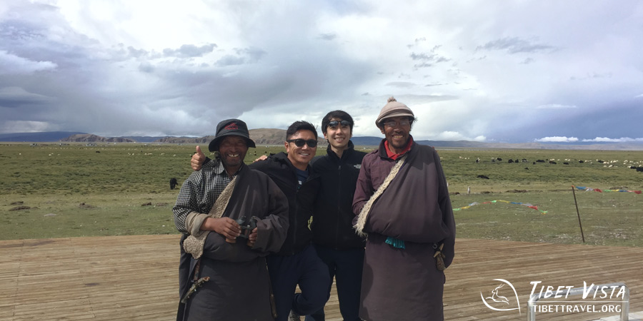  Autumnal landscapes in Tibet