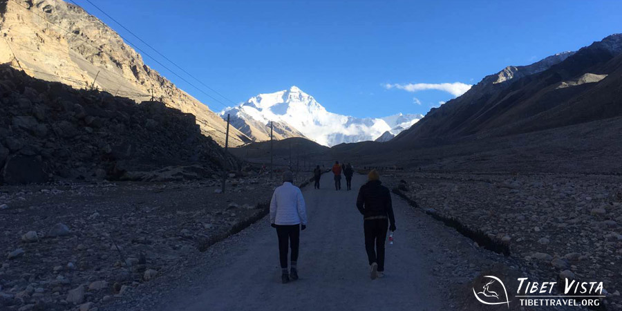  Autumnal landscapes in Tibet