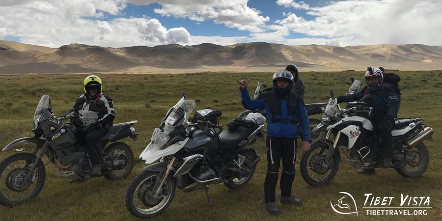  Autumnal landscapes in Tibet