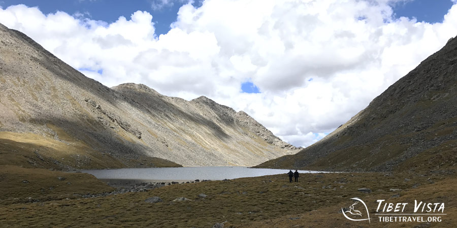  Autumnal landscapes in Tibet