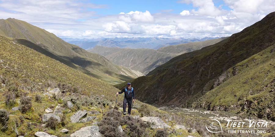  Autumnal landscapes in Tibet