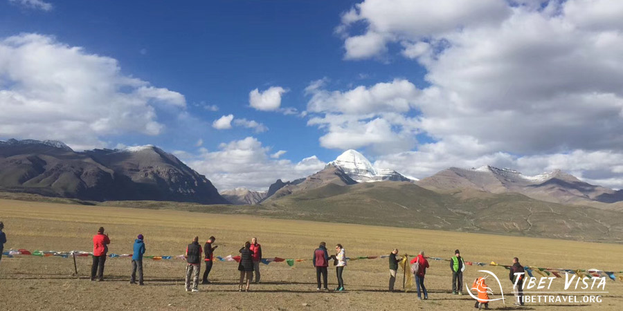  Autumnal landscapes in Tibet
