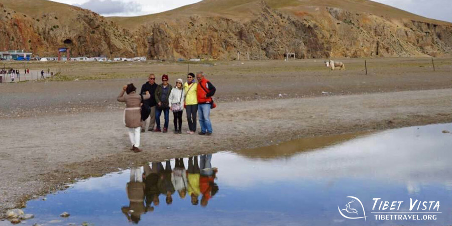  Autumnal landscapes in Tibet