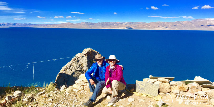  Autumnal landscapes in Tibet