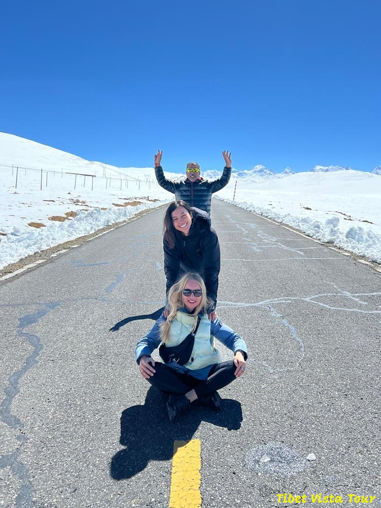 Smooth journey to Mount Kailash