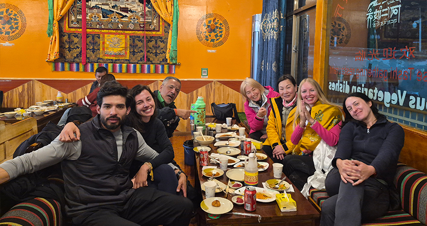 Enjoyed the local Tibetan food in Lhasa