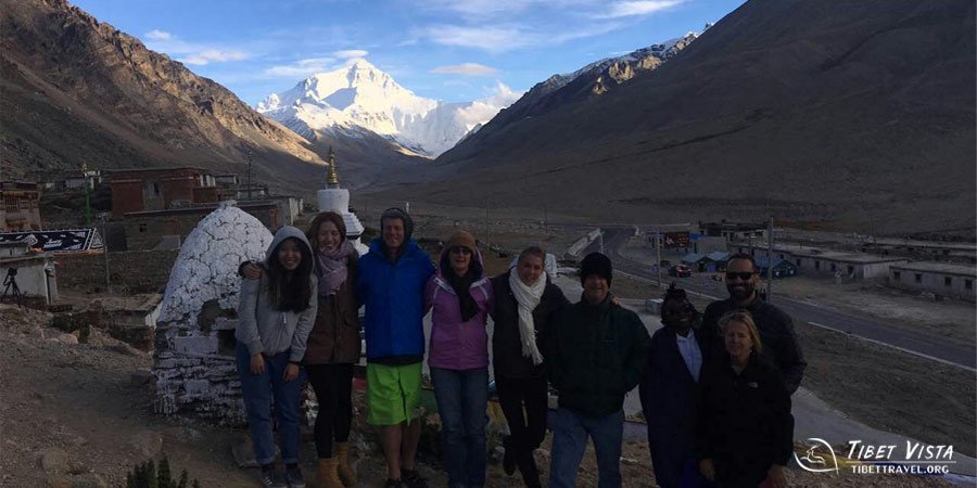 Arrive at Rongbuk Monastery 