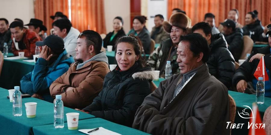 Tibet Vista&rsquo;s tour guide team