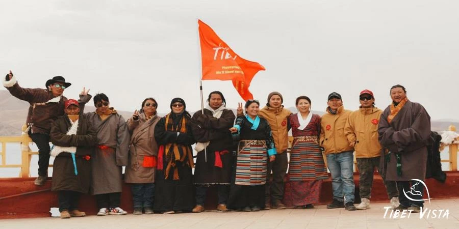Tibet Vista&rsquo;s tour guide team