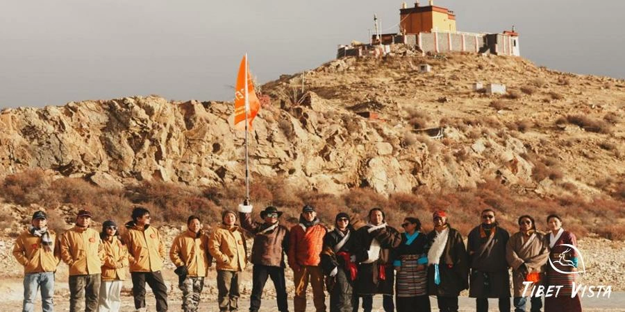Tibet Vista&rsquo;s tour guide team
