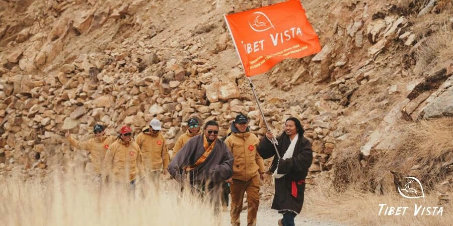 Tibet Vista&rsquo;s tour guide team