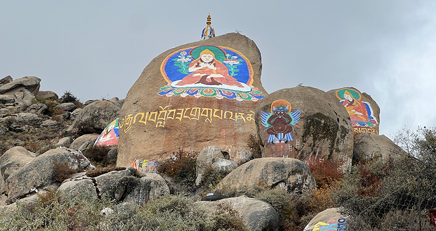 Tibetan Culture and Religion Experience