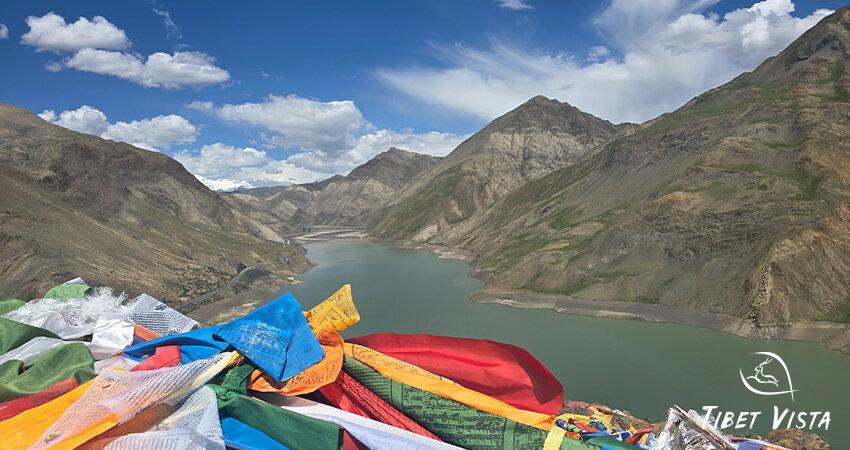 Tibetan prayer flags and Yamdrok Lake