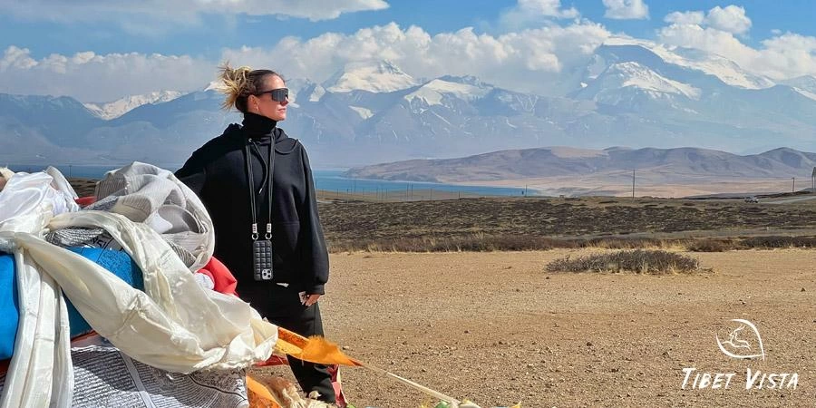 The Beauty of Tourist Experiences and Daily Tibetan Life