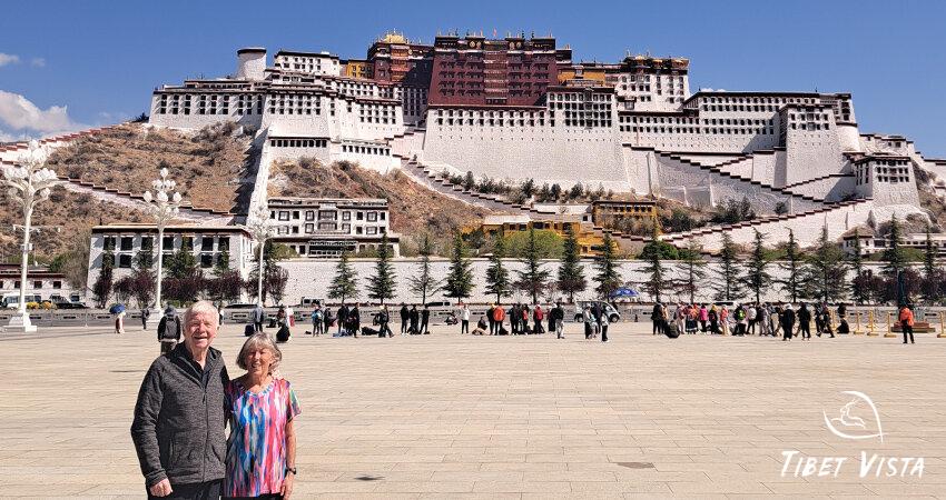 Visit Potala Palace in Lhasa.