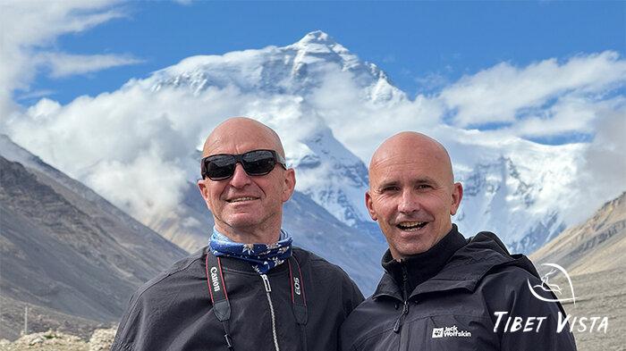 Take a photo with Mount Everest.