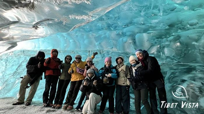 May is also the best time to explore the stunning blue ice cave of Laigu Glacier.