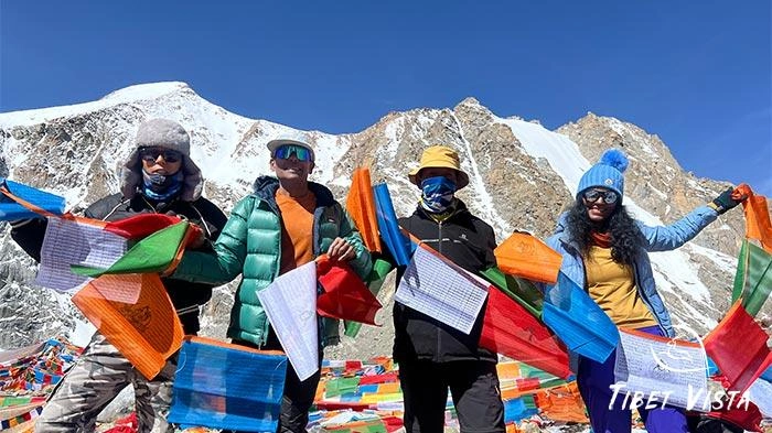 Performing sacred rituals to pray for blessings during the Mount Kailash kora.