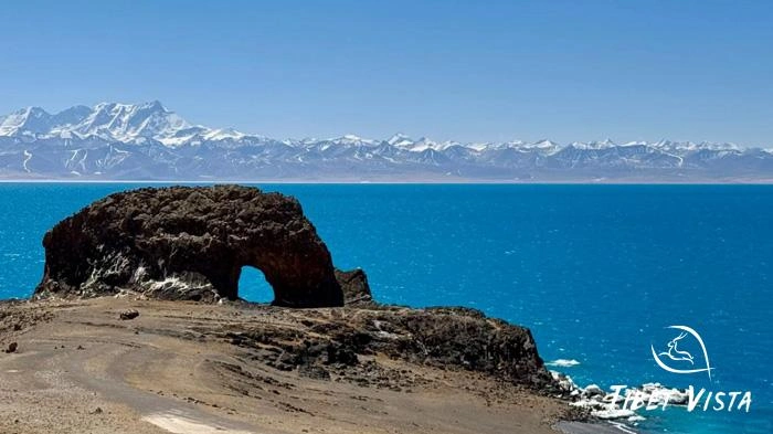 Stunning view of Namtso with Holy Elephant Gate.