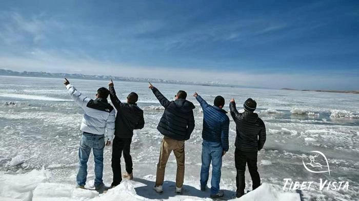 A stunning view of Namtso Lake&rsquo;s icy surface.