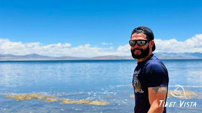 Lake Manasarovar in July.